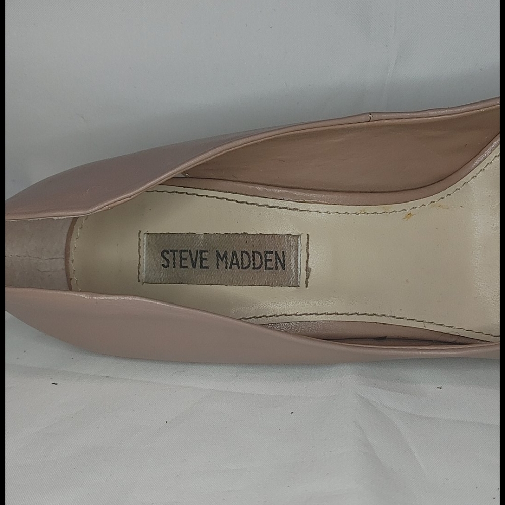 Steven Madden Size 8 Pointed Toe Pumps - image 4